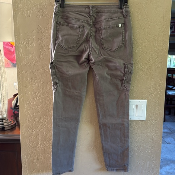 Melrose and Market Skinny Stretch Twill Cargo Pant color gray Size 28 - Picture 6 of 12